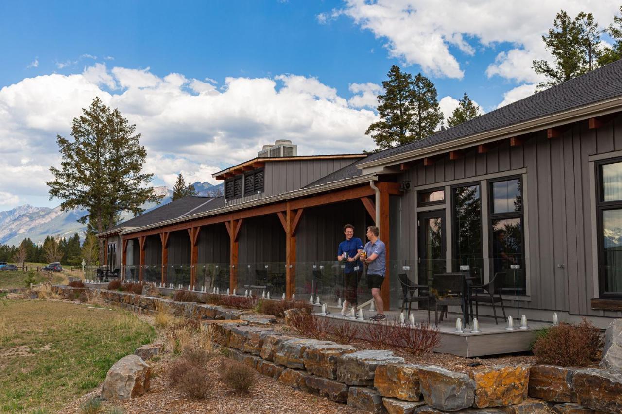 Headwaters Lodge At Eagle Ranch Resort Invermere Esterno foto